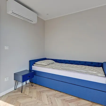 Centrum Przy Plazy By Z Parkingiem I Ogrodem Апартаменты *